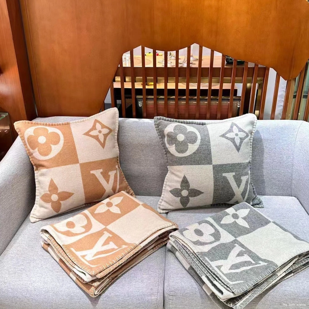 THROW CHECKERED CUSTOM BLANKET GREY 0812